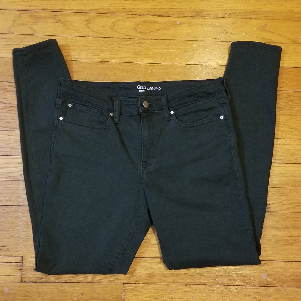 GAP Women's Skinny Jeans - Black
